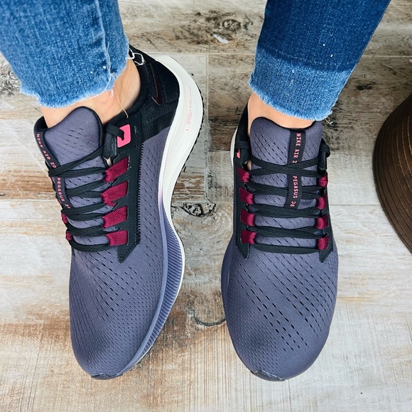 🏄🏻‍♀️Nike Air Zoom Pegasus 38 Running Shoe🏄🏻‍♀️New - Picture 5 of 9